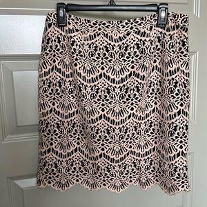 Nude lace skirt, black details, size 10P. Halogen brand